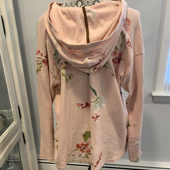 Chaps Peach colored Hooded Waffle Fabric Texture Hoodie with Floral Design. - Picture 2 of 12